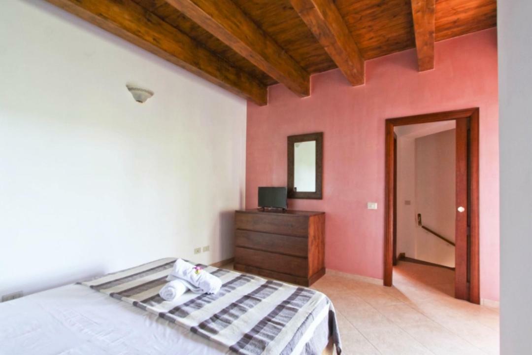 Dal Centurione Apartment Рим Екстериор снимка